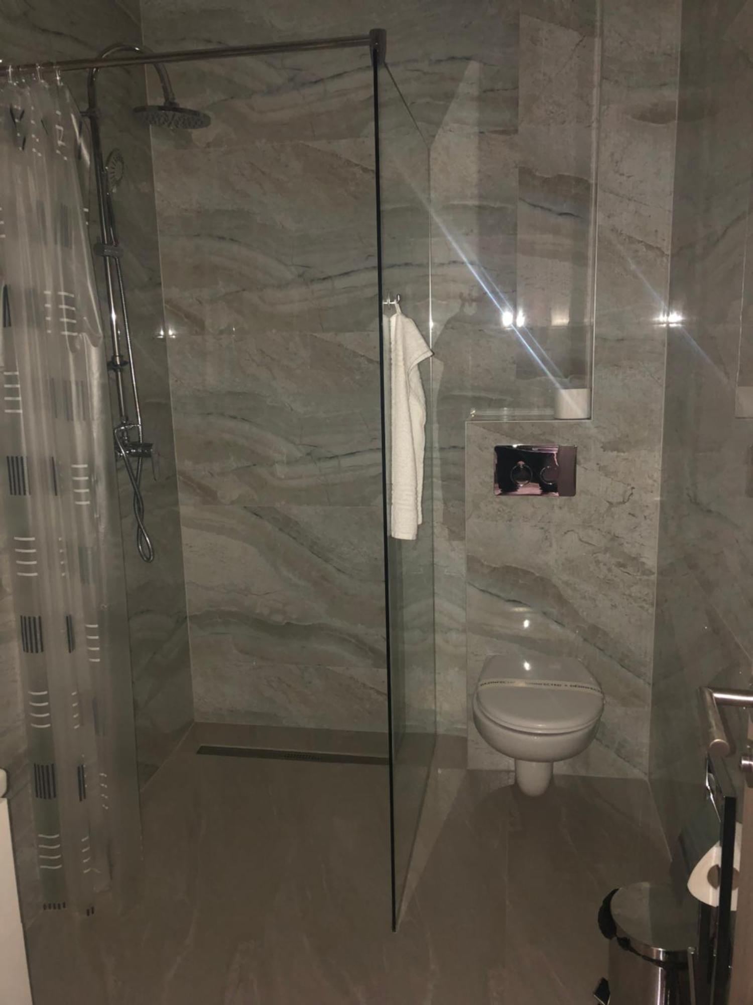 Sub Cetate Otel Rîşnov Dış mekan fotoğraf
