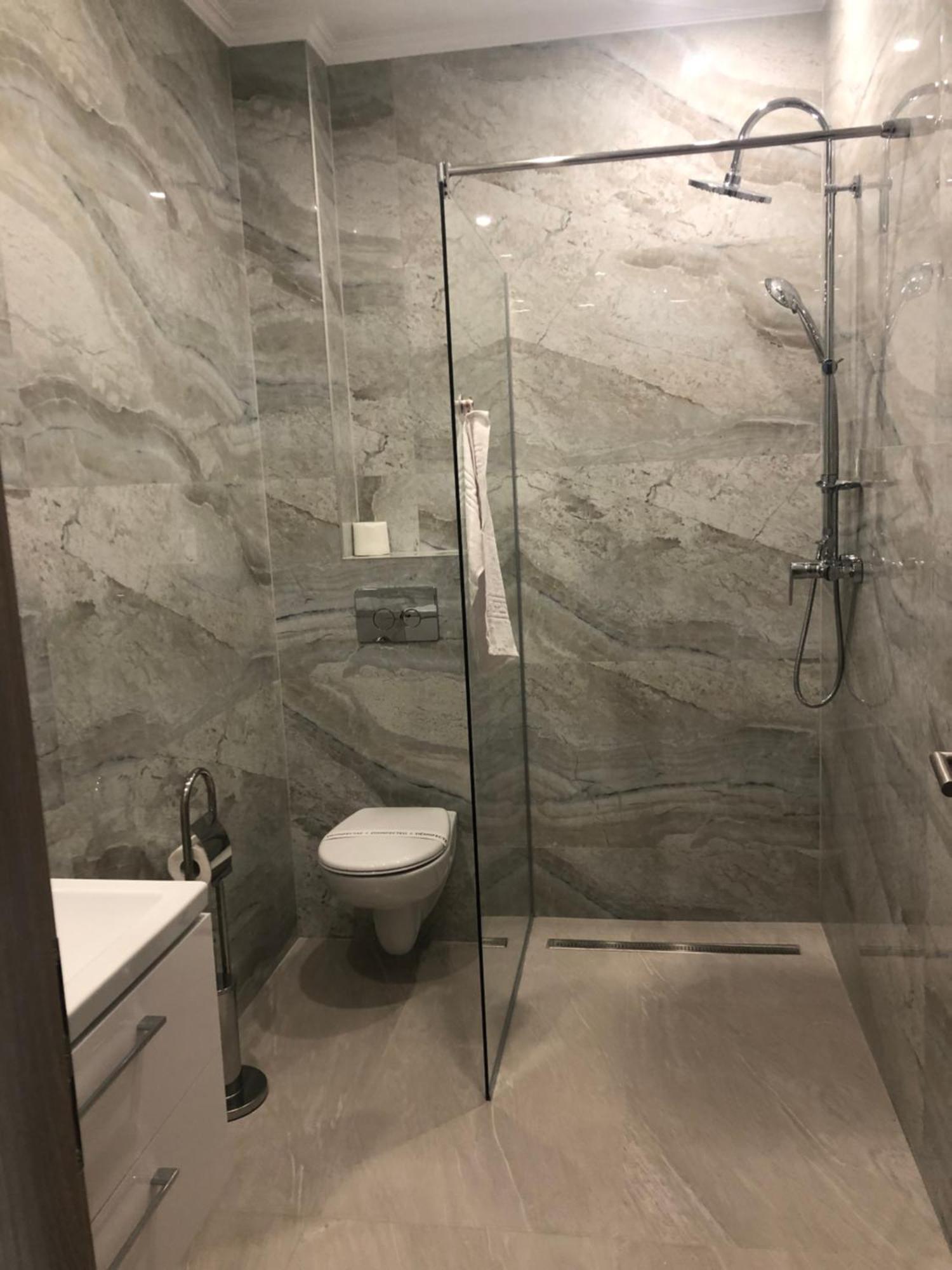 Sub Cetate Otel Rîşnov Dış mekan fotoğraf